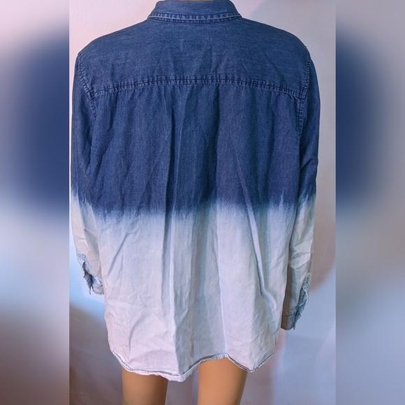 Pre-owned Old Navy multicolored blue long sleeve button shirt, size xl, TH - Picture 2 of 3